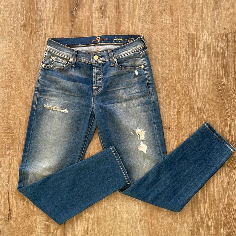 7 for All Mankind Josefina Skinny Boyfriend Jeans. Size 25.